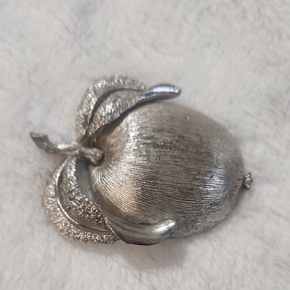Sarah Coventry Silver Brooch - Picture 3 of 4